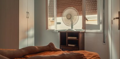 Las temperaturas y la humedad impiden conciliar el sueño sin ventilador o aire acondicionado.