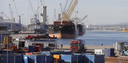 Imagen de la zona de carga y descarga de contenedores del Port de TarragonaPORT DE TARRAGONA; CONTENEDORES
