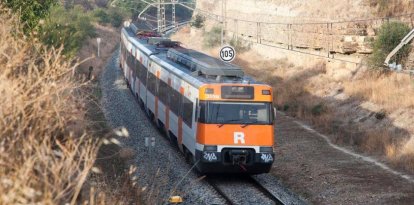 Un tren de la R15.