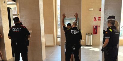 Cacheos en el operativo del viernes por la tarde en las estaciones de transporte público de Tarragona