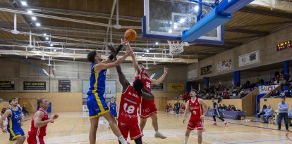 Partido entre Salou y Benicarló la pasada jornada. f