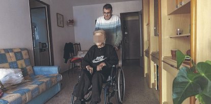 Juan Carlos Silva con su madre en diciembre del año pasado.