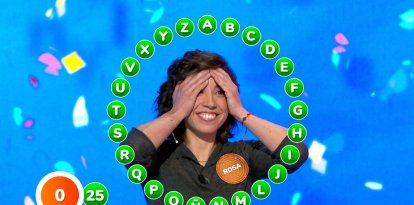 Rosa Rodríguez se ha convertido esta noche en la ganadora del mayor bote de la historia de 'Pasapalabra' al completar el 'Rosco' final, lo que le ha permitido embolsarse 2.716.000 euros, una cifra nunca antes alcanzada en el concurso que presenta Roberto Leal en Antena 3.