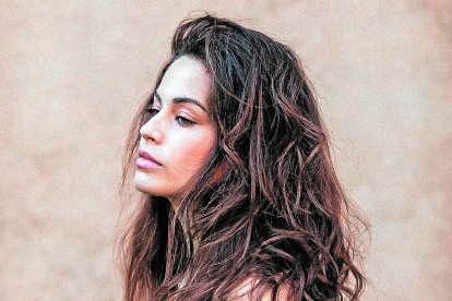 La cantante y compositora de Valls, Mariona Escoda, estrena canción.