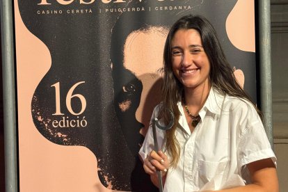 La directora Alexandra Iglesias recibió el premio.