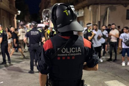 Un agente de los Mossos.