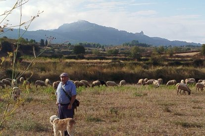 Demetrio Pardo, amb 52 anys, és el darrer pastor de Gandesa.