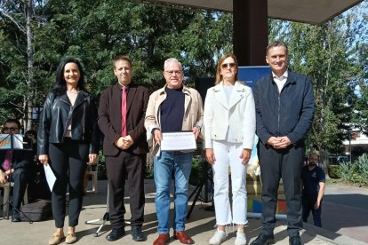 Un instante de la presentación de la sardana.