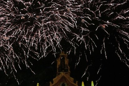 La inauguración del Año Gaudí culmina en el santuario de Misericòrdia con un acto que repasa la vida y la obra del referente universal de la arquitectura.