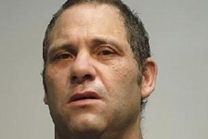 La Policía Nacional ha detenido en A Coruña a Daniel Vázquez Patiño, uno de los delincuentes más buscados de España reclamado por abusos y agresiones sexuales a una niña de 10 años. EFE/Policía Nacional -SOLO USO EDITORIAL/SOLO DISPONIBLE PARA ILUSTRAR LA NOTICIA QUE ACOMPAÑA (CRÉDITO OBLIGATORIO)-