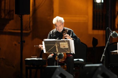 Jordi Savall, durante una actuación.