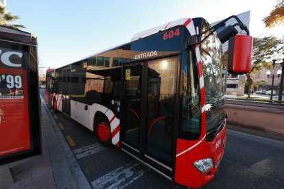 Imagen de archivo de un autobús de la EMT.