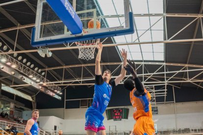 El CBT se coloca en tercera posición tras la victoria.