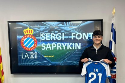 Sergi Font, durante el acto de renovación.