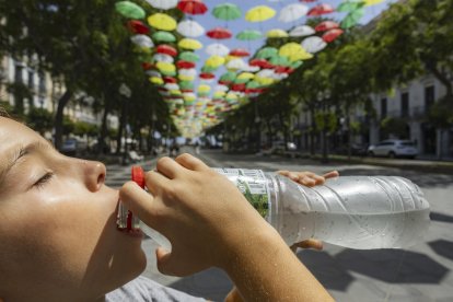 Tarragona se prepara para otra noche asfixiante: las mínimas no bajarán de los 25 ºC