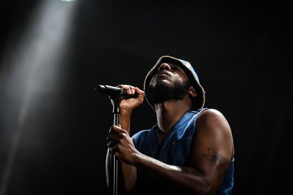 Leon Bridges encandiló al público con su soul.
