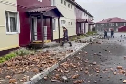 Imagen de los daños sufridos en una casa en Kamchatka