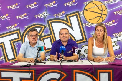 Òscar Pedroche durante su presentación como técnico hace poco más de un mes.