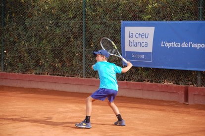 Uno de los participantes en el torneo en acción.