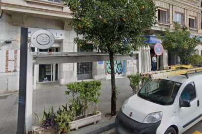 El restaurante el Miracle está al final de la Rambla Nova, cerca del Balcó.