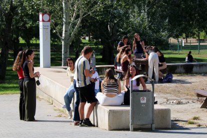 Un grup d'estudiants de la Universitat Rovira i Virgili