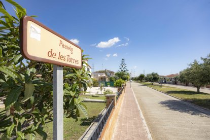 La instalación eléctrica se ha desplazado del paseo de las Torres y ya no lo atraviesa.