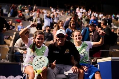Paula Josemaría, Claudio Gilardoni y Ari Sánchez.