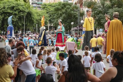 La cercavila inclusiva ha passat per diferents carrers de Tarragona