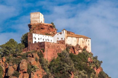 La Ermita de la Mare de Déu de la Roca, en Mont-roig del Camp.
