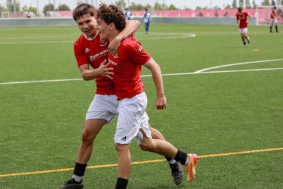 El extremo gerundense celebra un gol marcado en su etapa en el Juvenil A del Nàstic.