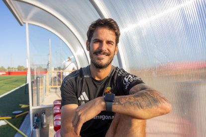 El excapitán del Nàstic y actual entrenador del Juvenil A, Joan Oriol, en la Ciutat Esportiva.