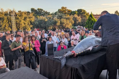 Demostración de 'kaitai', el milenario arte japonés el corte del atún rojo.