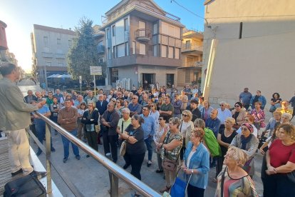 Els veïns han sortit en protesta al carrer per reclamar solucions