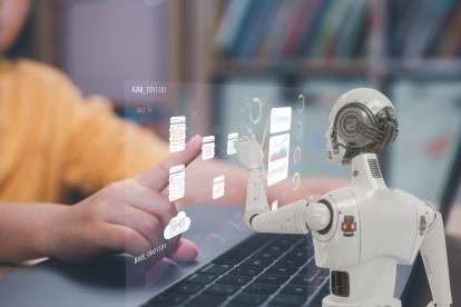 Los profesores que participaron en la iniciativa aseguran haber aprendido a valorar las oportunidades de la IA