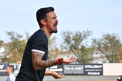 Marc Carrasco, en la banda del Estadi Municipal.