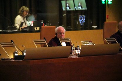 Abogado General Dean Spielmann en la Sala Grande del TJUE al inicio de la vista sobre las cuestiones prejudiciales del Tribunal de Cuentas respecto a la ley de amnistía