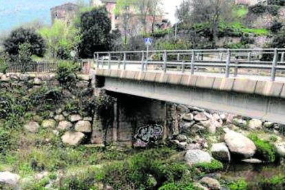 Punt on es construirà l’estació d’aforament al riu Brugent