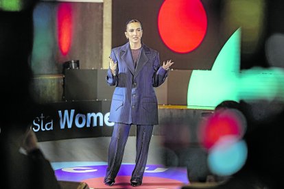 La nutricionista, comunicadora y divulgadora especializada en menopausia, Marta Marcè, abrió las charlas.