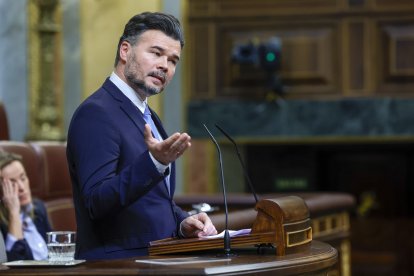 El diputado de ERC Gabriel Rufián interviene en el Pleno que se celebra este miércoles el Congreso.