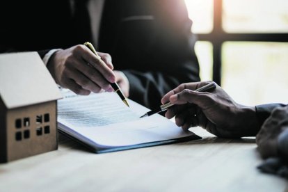 Las hipotecas para segunda residencia representan casi la mitad de las que se solicitan.