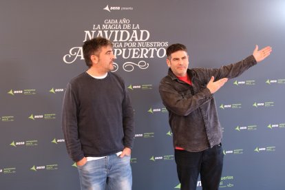 Los hermanos Muñoz (Estopa) en la presentación del villancico de Aena