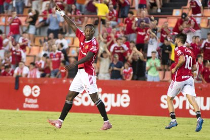 Cedric celebra su único tanto hasta el momento con el Nàstic.