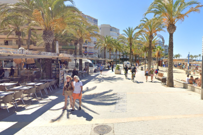 El piso en el que se produjo el robo se encuentra en la calle Colón.