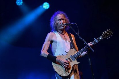 Imagen de archivo de Robe Iniesta durante un concierto