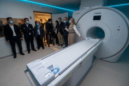 Posada en marxa del nou servei de Ressonància Magnètica Nuclear de l'Hospital Comarcal de Móra d'Ebre.