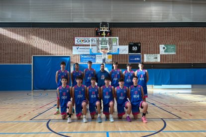 La plantilla del Cadete A del CBT en el Serrallo.