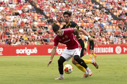 Álex Jiménez en el duelo de la primera vuelta ante el Atlético Sanluqueño.