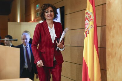 La vicepresidenta y ministra de Hacienda, María Jesús Montero, ha ofrecido este viernes en Madrid una rueda de prensa para presentar la propuesta del nuevo modelo de financiación autonómica.