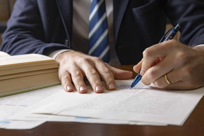 Firma de un notario en Tarragona.