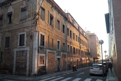 El edificio situado en el número 8 de la calle Santiyán de Tarragona